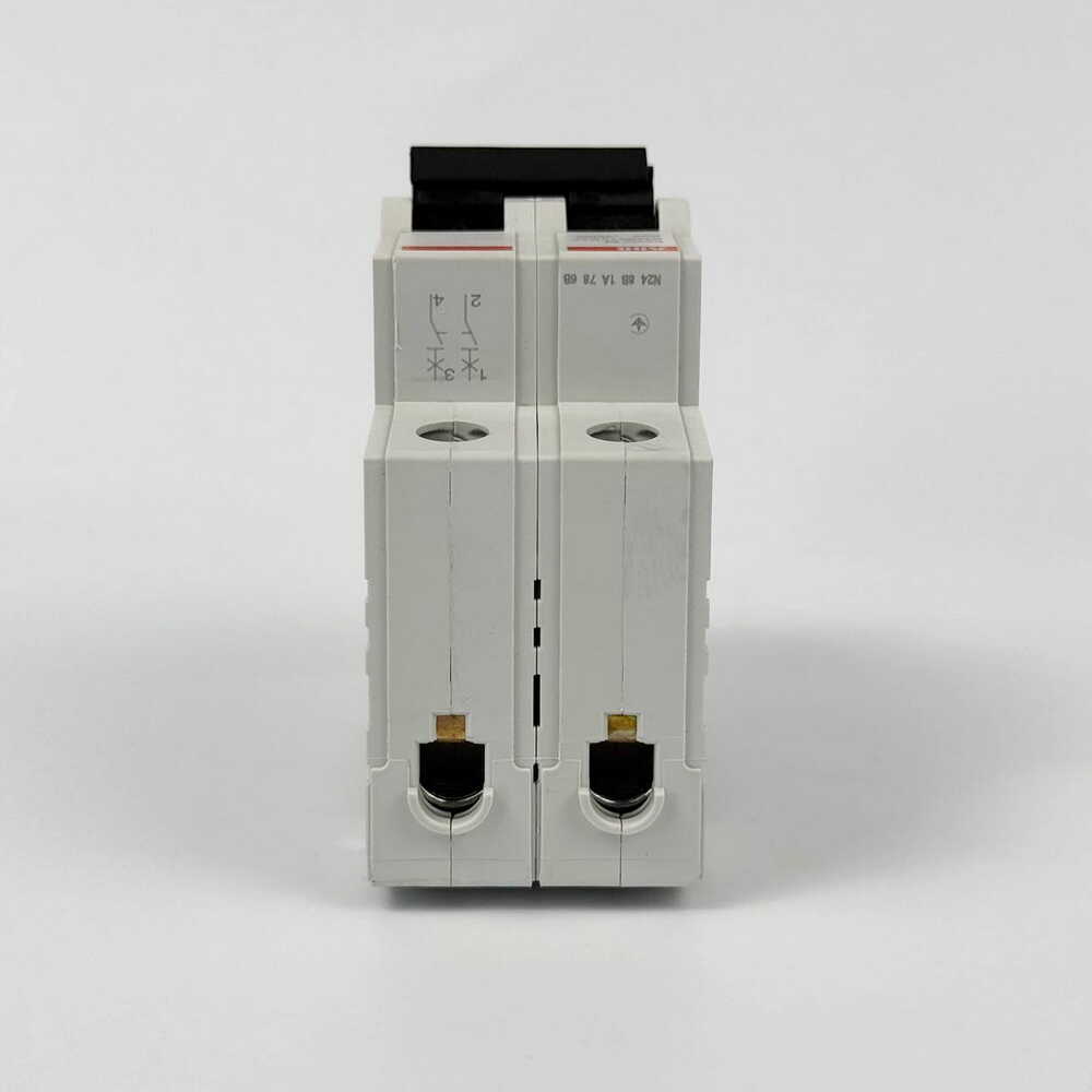 Автоматичний вимикач ABB basic M 2P B32 ( 2CDS642041R0325 )